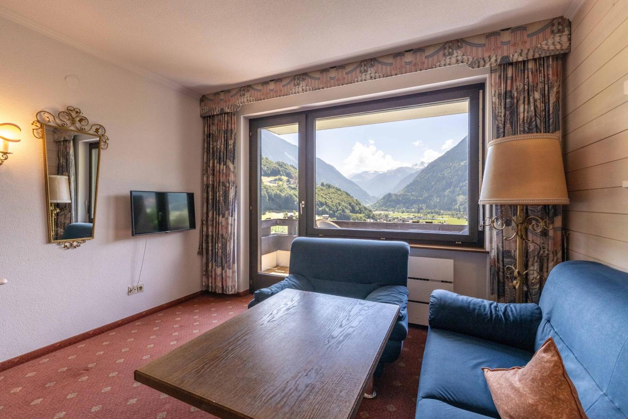 Keyone Rooms Montafon Schruns Bagian luar foto
