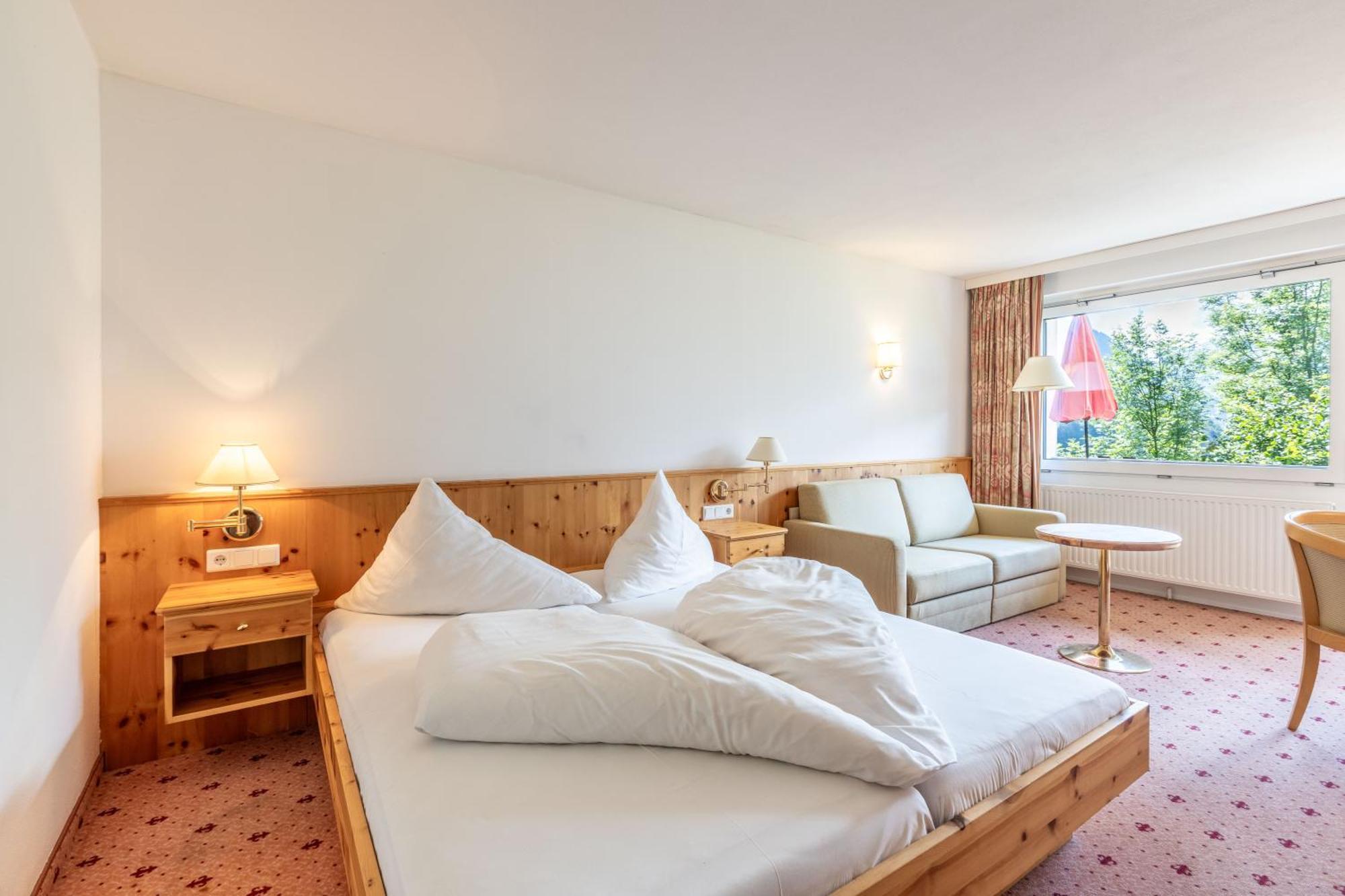 Keyone Rooms Montafon Schruns Bagian luar foto